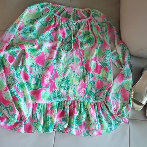 Lilly pulitzer top worn once - like new. Colors are Beautiful